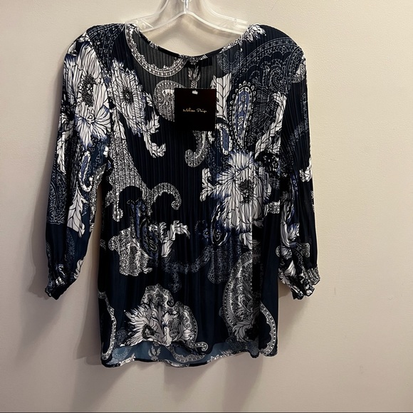 Navy blue pleated blouse - Picture 7 of 8